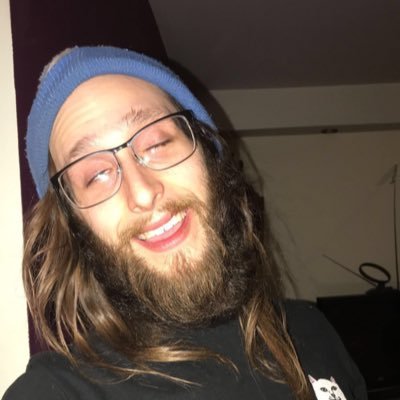 Profile Picture of Chris Kohn (@DoofusMcgoofis) on Twitter