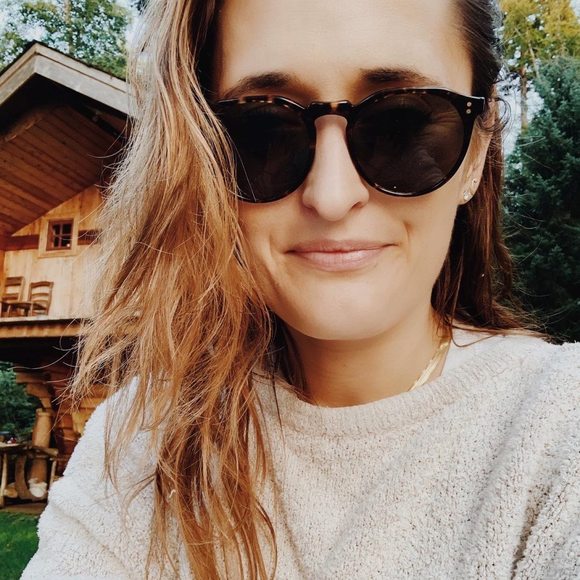 Profile Picture of Estelle Thyer (@ethyer) on Poshmark