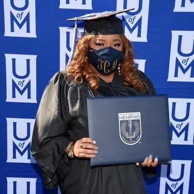 Profile Picture of Tyra Neal-Crenshaw (@tutortneal) on Twitter