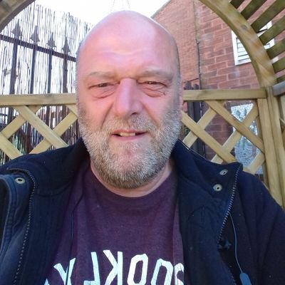 Profile Picture of Dave (@DaveHug28894986) on Twitter