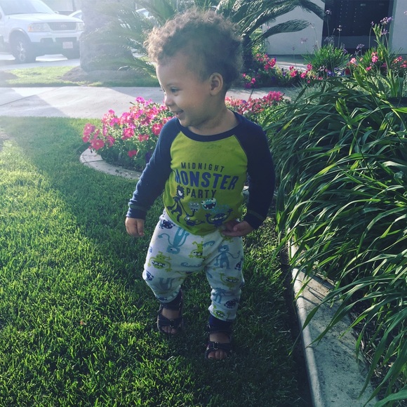 Profile Picture of Amanda Ray (@riah_1122) on Poshmark