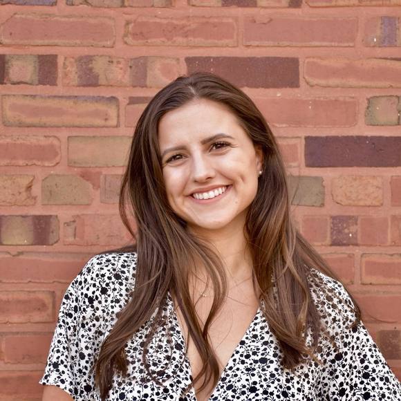 Profile Picture of Erin Mccune (@erinmccune) on Poshmark