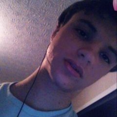 Profile Picture of Jeffrey Reynolds (@TheTashaShine) on Twitter