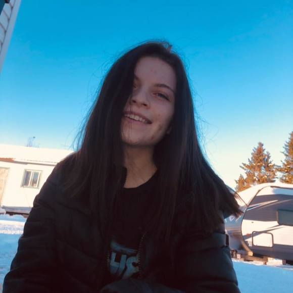 Profile Picture of Kim Blais (@kimblais21) on Poshmark