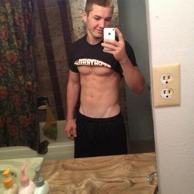 Profile Picture of Travis Moncrief (@MoncriefTravis) on Twitter