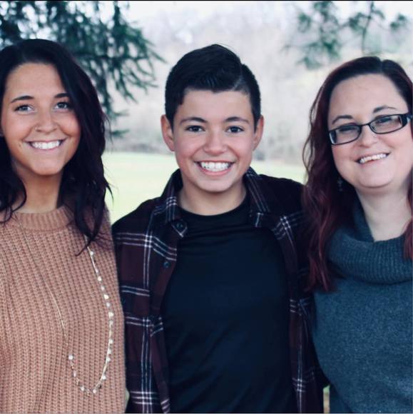 Profile Picture of Dana Curry-kemppel (@danachloe101) on Poshmark