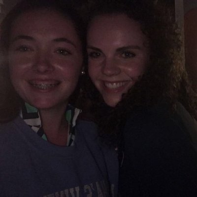 Profile Picture of Clare Fitzgerald (@clareffitz) on Twitter