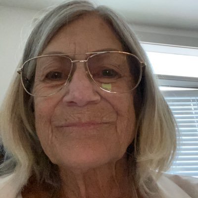 Profile Picture of Rita Hammock (@hammock_rita) on Twitter