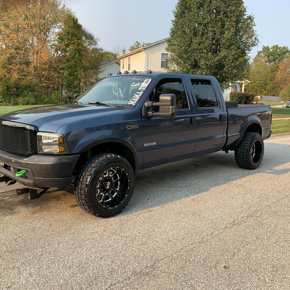 Profile Picture of Brad Strotman (@b_strot) on Poshmark