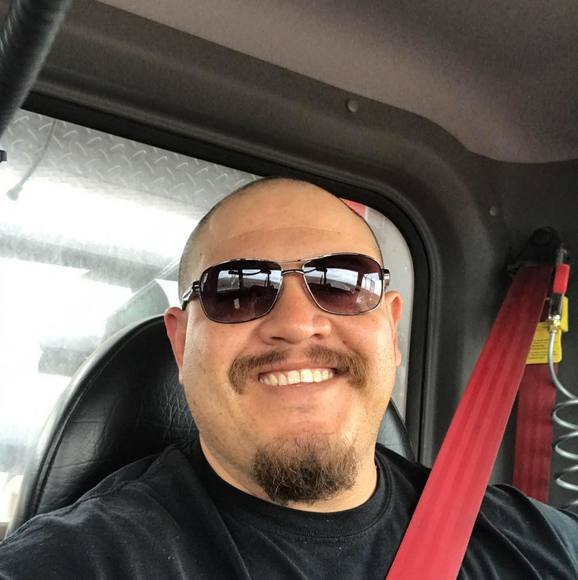 Profile Picture of Rumaldo Sanchez (@rumsan82) on Poshmark