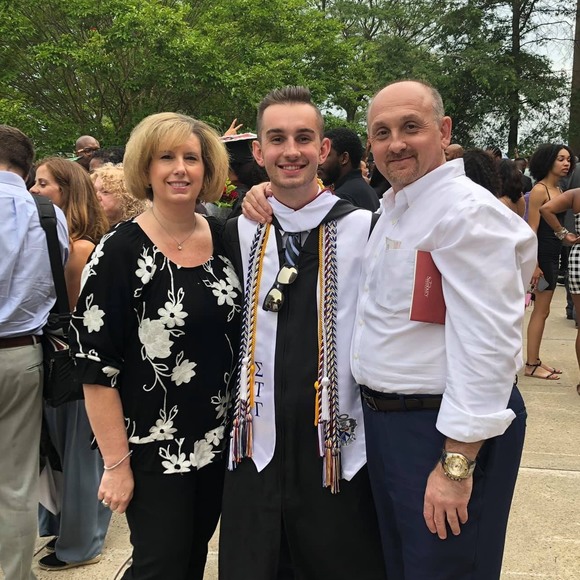 Chris Raymond - Poshmark Profile Picture of Chris Raymond (@craymond1) on Poshmark