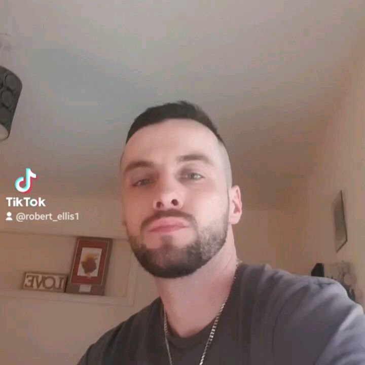Profile Picture of Ellis1 (@robert_ellis1) on Tiktok