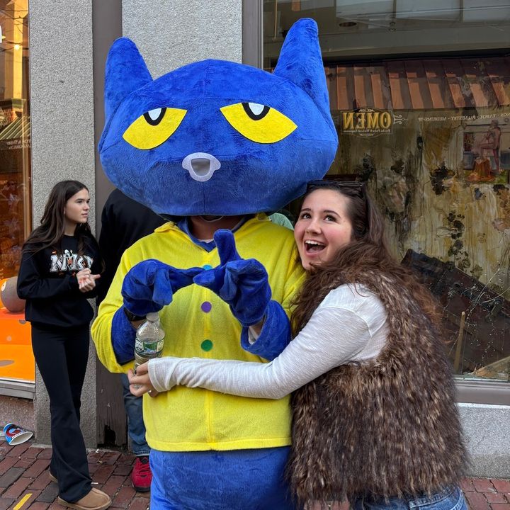 Profile Picture of ELLA (@ellagiallanza) on Tiktok