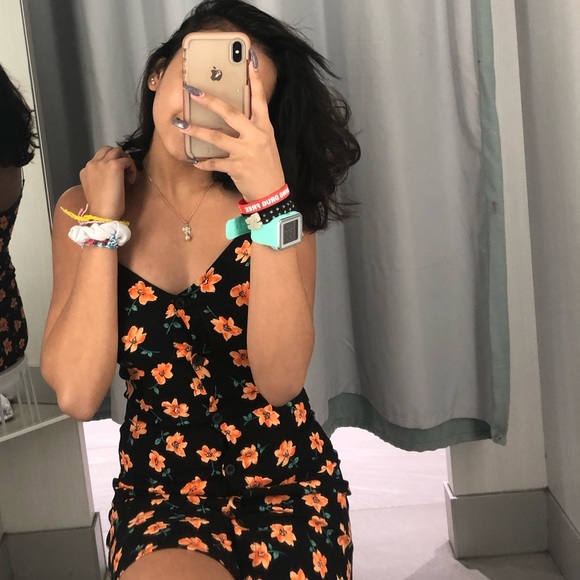 Profile Picture of Kierstyn Galariada (@kehaulaniik) on Poshmark