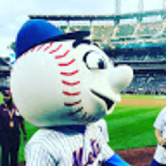 Profile Picture of Joey Piccolella (@joeypiccolella) on Poshmark