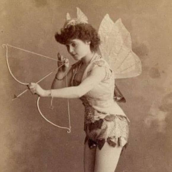 Profile Picture of Christy Camarata houston (@cmcamarata) on Poshmark