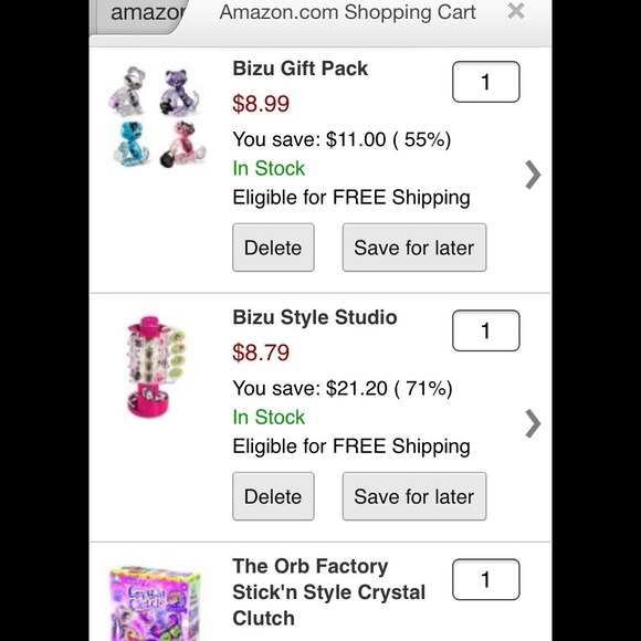 Profile Picture of Emmalee Emmalee (@kittysrawesome) on Poshmark