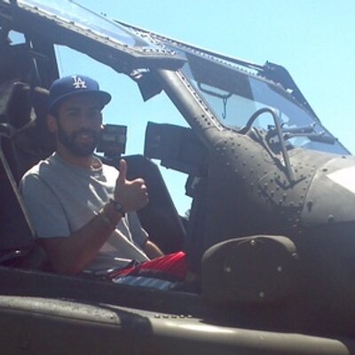 Profile Picture of Ray Irizarry (@RayRayBoom40oz) on Twitter