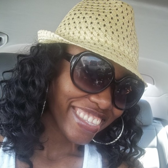 Profile Picture of Alicia Barnes (@4eva_virtuous) on Poshmark