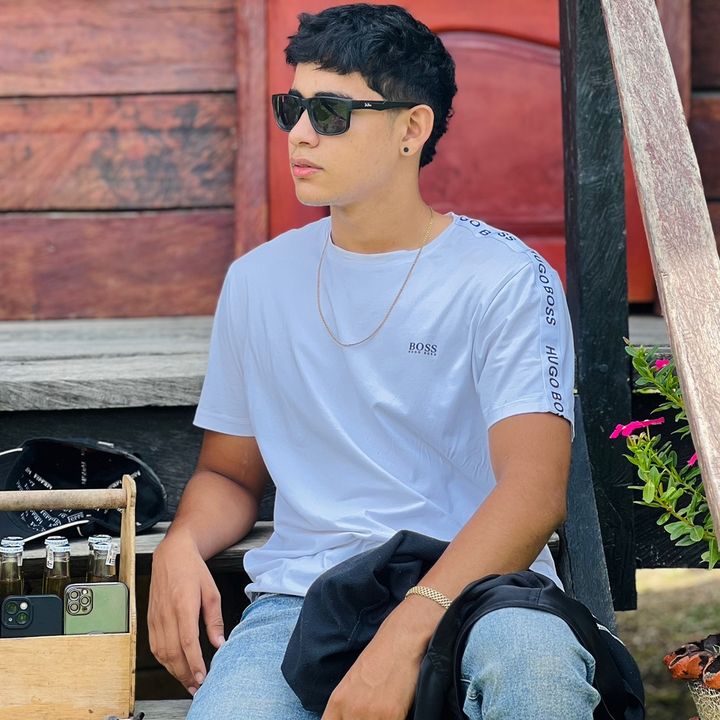 Profile Picture of J E F F E R  R I N C O N (@jeffer__r) on Tiktok