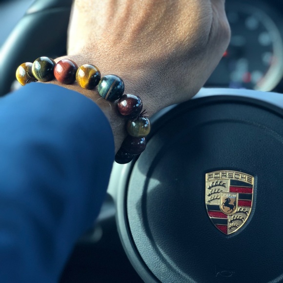 Profile Picture of Ivan Tate (@king4826) on Poshmark