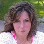 Profile Picture of Renee Mahovlich Mourer (@reneemourer) on Instagram