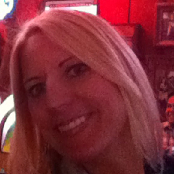 Profile Picture of Leanne Erickson (@alleykatt69) on Poshmark