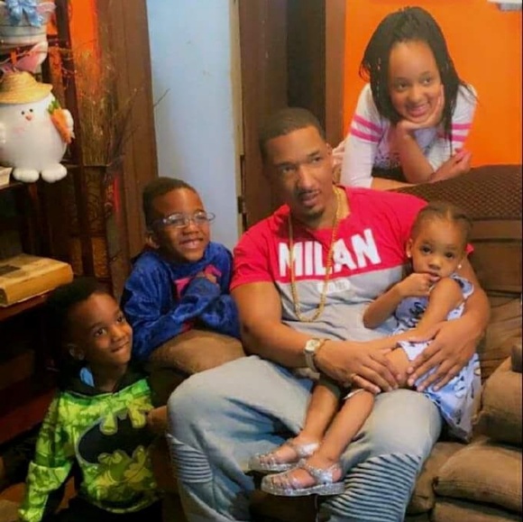 Profile Picture of Johntae Johnson (@johntaejohnson) on Poshmark