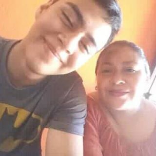 Dennis LeOnardo - Facebook Profile Picture of Dennis LeOnardo (@dennis.davila.16) on Facebook