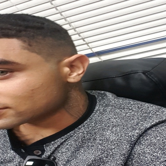 Profile Picture of Joey Radonski (@radonskij) on Poshmark