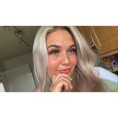 Profile Picture of Chloe Hopkins (@chloe_hopkins0) on Twitter