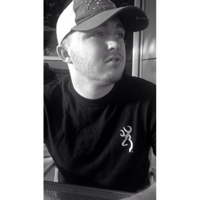 Profile Picture of Jeramy Daniel (@bailey_jeramy) on Twitter