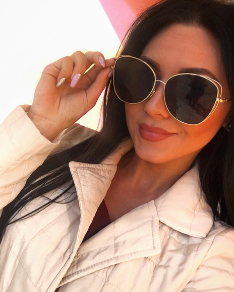 Profile Picture of Isabelle Perry (@csereis506) on Poshmark