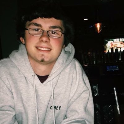 Profile Picture of • Robert • (@robert_maynard_) on Twitter