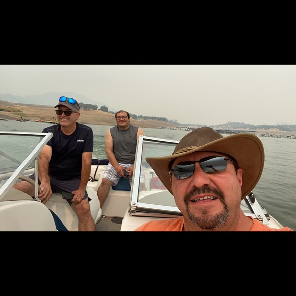 Profile Picture of Erick Ochoa (@erickochoa898) on Poshmark