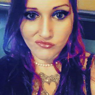 Profile Picture of Danielle Napoli (Neighbors) (@DanielleNapoli213) on Facebook