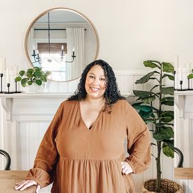 Profile Picture of Micheala Diane Designs |  Interior Design, Home Styling and DIY Projects (@michealadianedesigns) on Pinterest