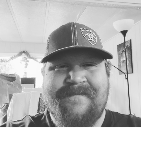 Profile Picture of Grant Keller (@grantkeller733) on Poshmark