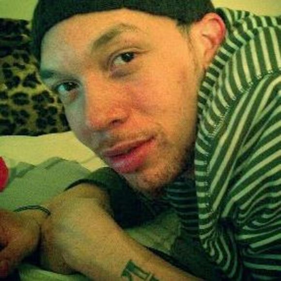 Profile Picture of Troy Flyrobin (@dare_enemies) on Poshmark