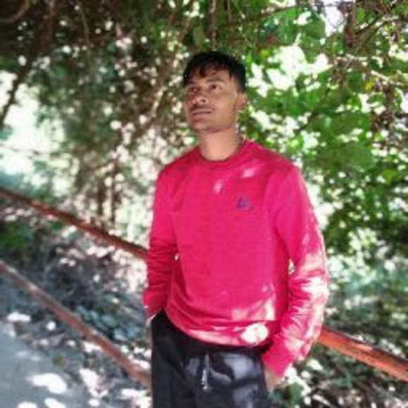 Profile Picture of Diwakar Mahato sudi (@diwakarm) on Poshmark