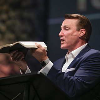 Profile Picture of Thomas White (@drthomaswhite) on Instagram