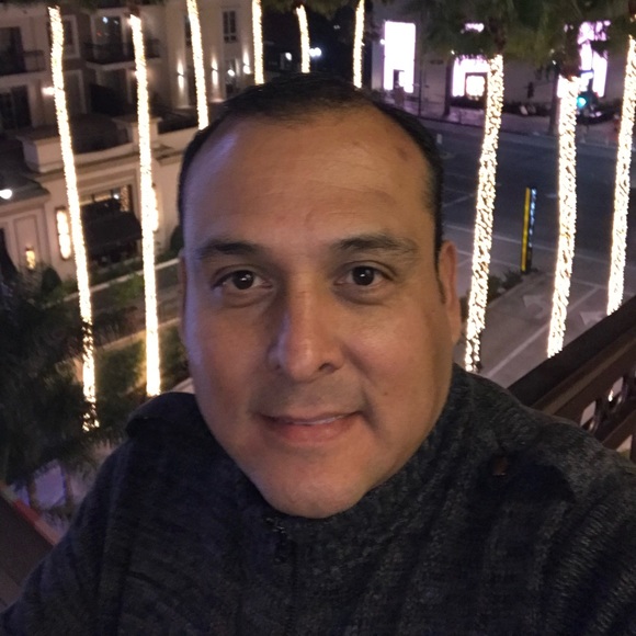Profile Picture of Hector Bernal (@hfberlop) on Poshmark