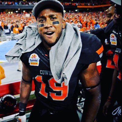 Profile Picture of Brodrick T. Brown (@1DaChamp9) on Twitter