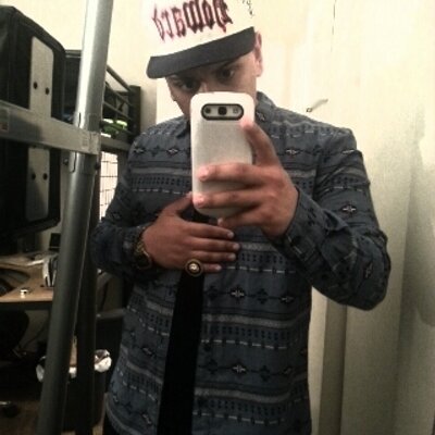 Profile Picture of John Combe (@combe_john) on Twitter