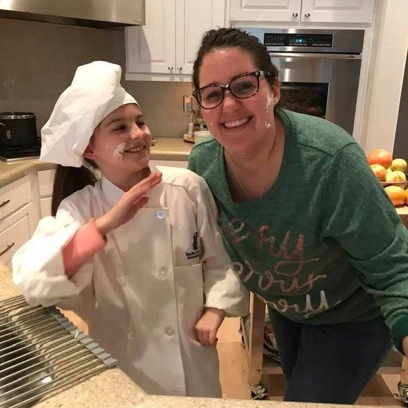 Profile Picture of Michelle Mckeever (@mckeeverfever92) on Poshmark