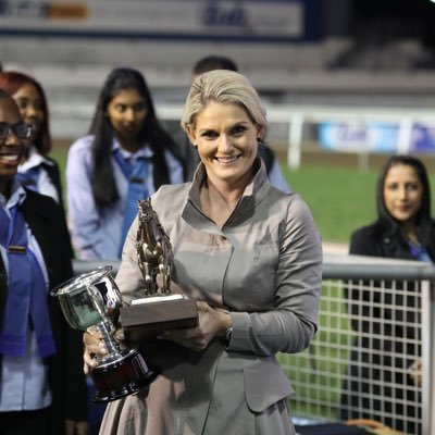 Profile Picture of Michelle Rix (@MichelleRix1) on Twitter