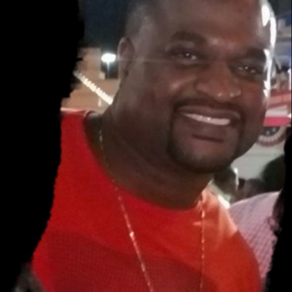 Profile Picture of Darrell Wilcox (@dwilcox76) on Poshmark
