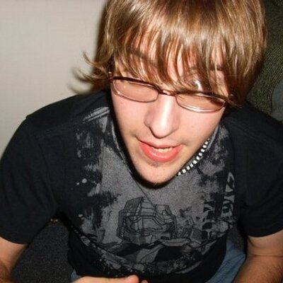 Profile Picture of Justin Roberts (@RollingHeadz) on Twitter