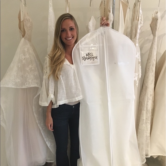 Profile Picture of Hannah Womack (@hannahnwomack) on Poshmark