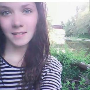 Profile Picture of Emily Remington (@carl_da_llama) on Twitter